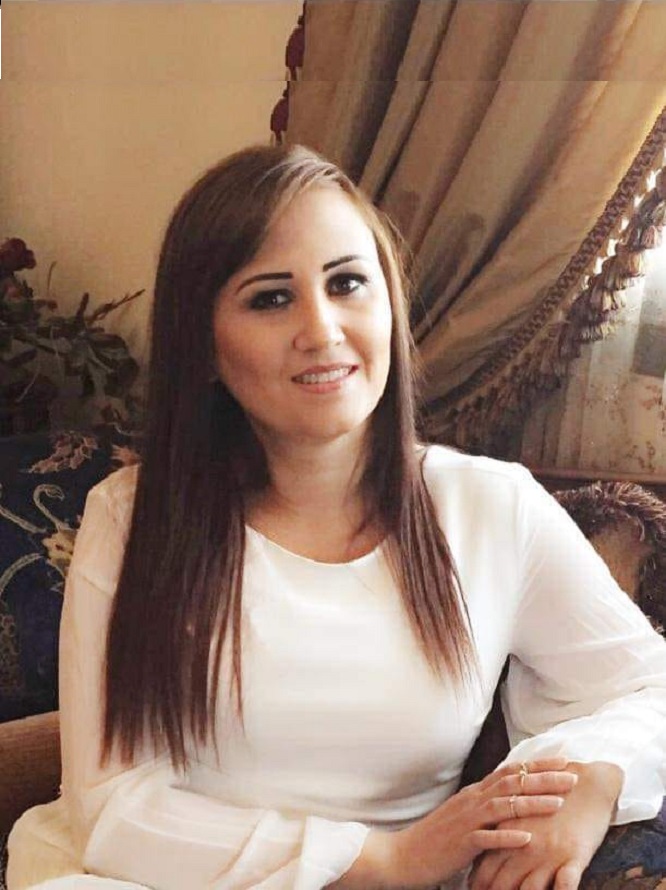 الشاعرة رانيا مرعي