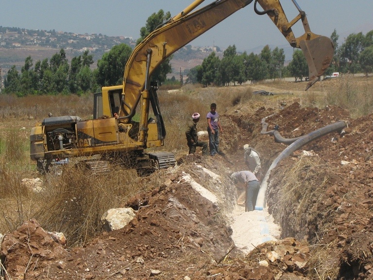 الإفادة من المياه بالحدّ الأقصى والحد من التبخر، بعد انشاء شبكة قساطل تحت الأرض حلّت مكان الأقنية المفتوحة