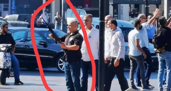 إطلاق رصاص حي أثناء تشييع الشهيد جو بو صعب في عين الرمانة