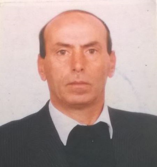 أبو علي أحمد عبدالله حيدر، المعروف بالدحنون (النبتة اللي كل سنة بموسم الربيع بترفع راسها بتسبّح الخالق)