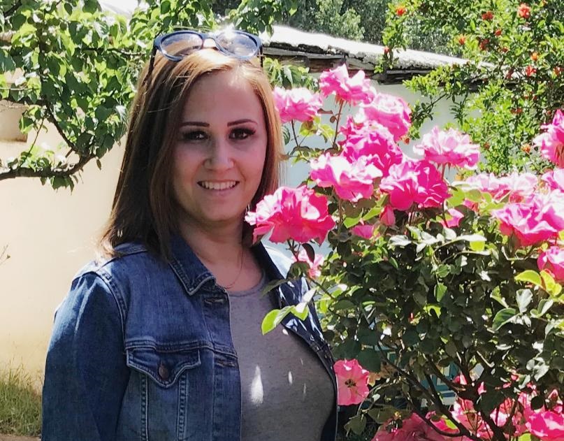 الشاعرة رانية مرعي