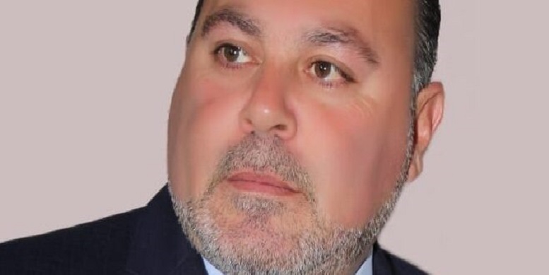 الكاتب نضال عيسى