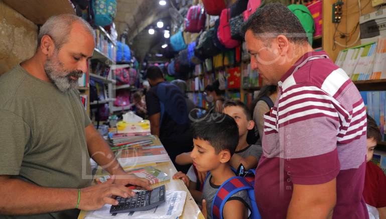 الأسر غير قادرة على استيعاب التحولات الكبيرة في أسعار المستلزمات المدرسية (علي علّوش)