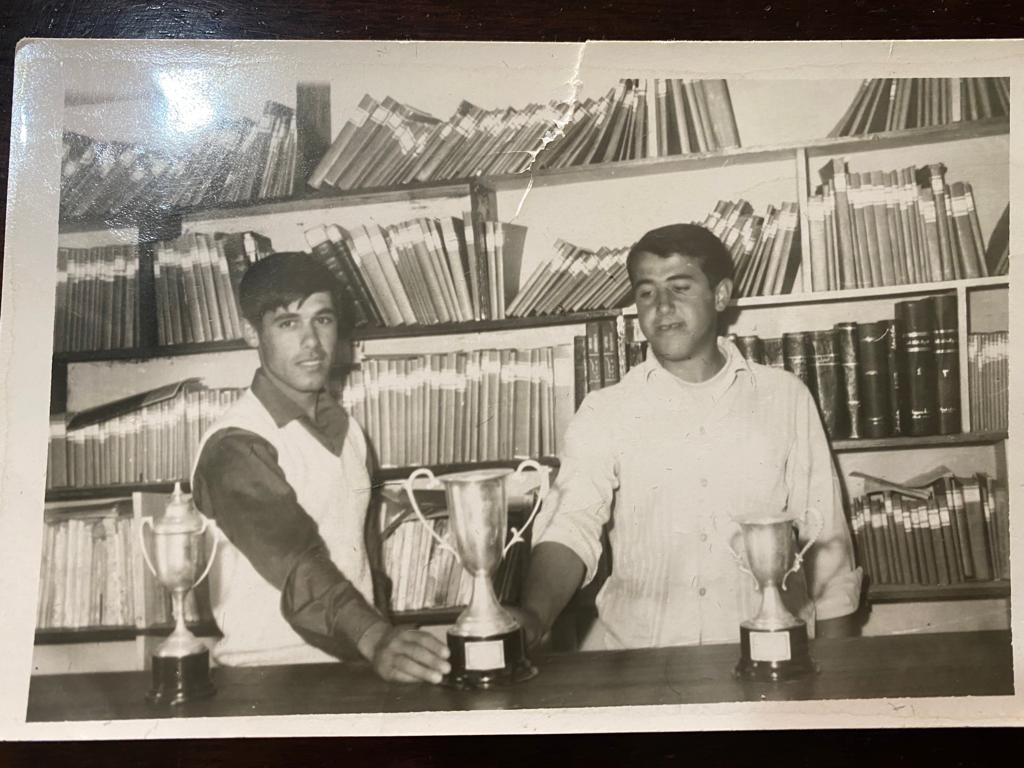 في المكتبة العامة