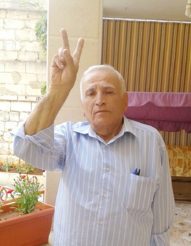 المختار عبدالله مخزوم الذي كان يتلقّى مسبقاً التهنئة في كل انتخابات - أرشيف