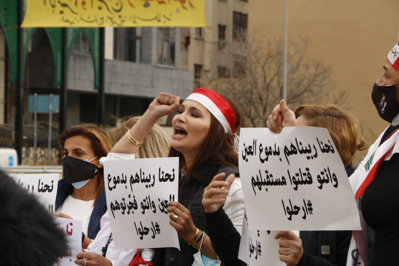 من مسيرة الأمهات في عيد الأم (نبيل اسماعيل)