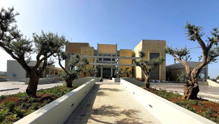 مهندسون يسألون: المشروع تمّ بأموالنا وبأموال النقابة فلماذا رعاية برّي وحضور قبيسي؟ (المدن)