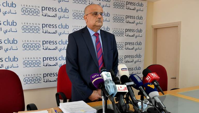 العلية يوقف صفقات البواخر لأنها مخالفة للقانون (عباس سلمان)