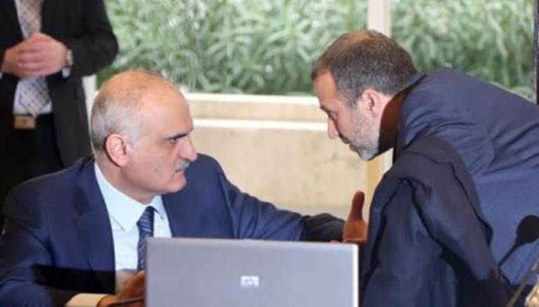 العُقَد الحكومية كلها لا تزال على حالها (الأرشيف)