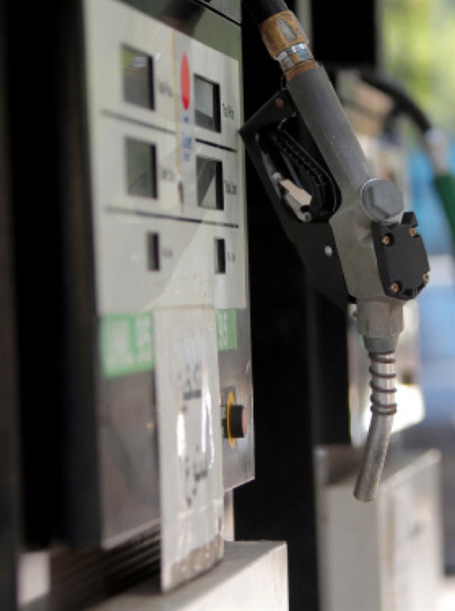 المرفأ بلا كهرباء ولا مولّدات