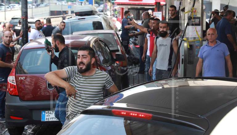 بانتظار يوم الاثنين، علَّ الأزمة تتراجع (علي علوش)