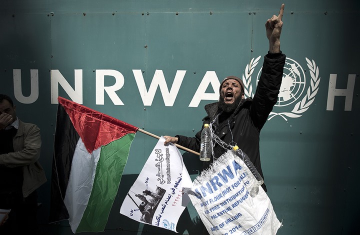 تداعيات إنسانية كارثية تصيب المخيمات الفلسطينية بقطع واشنطن المساعدات المالية عن وكالة غوث وتشغيل اللاجئين الأونروا