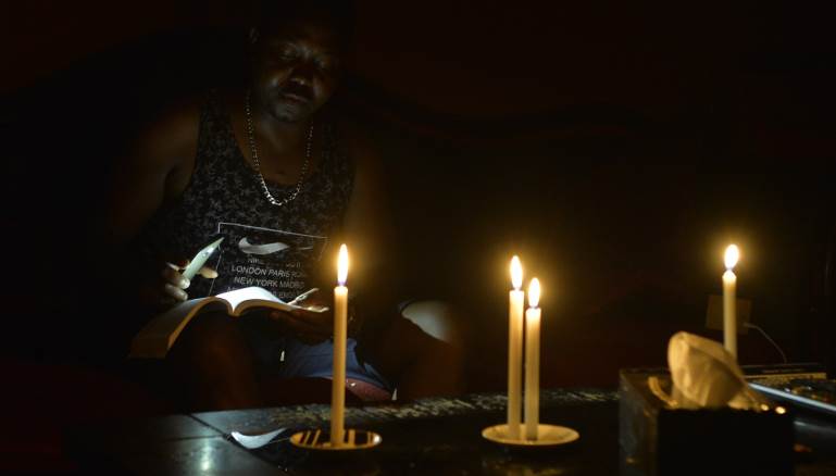 عقبات لا تعد ولا تحصى لتأمين مصادر الطاقة لتوليد الكهرباء.. العتمة باقية