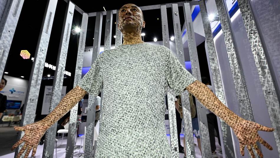 استخدام الميتافيرس سيشكل بداية نقطة اللاعودة للحضارة الإنسانية (Getty)