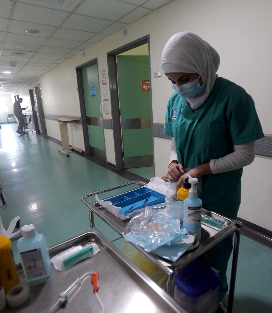 اعتمادات «الصحة»: موازنة الـ«لا حول ولا قوة» | المرضى سيواصلون دفع فروقات كبيرة للمستشفيات