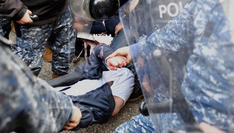 طوارئ مستشفى الوردية رفضت استقبال الجريح محمد الشريف (عباس سلمان)