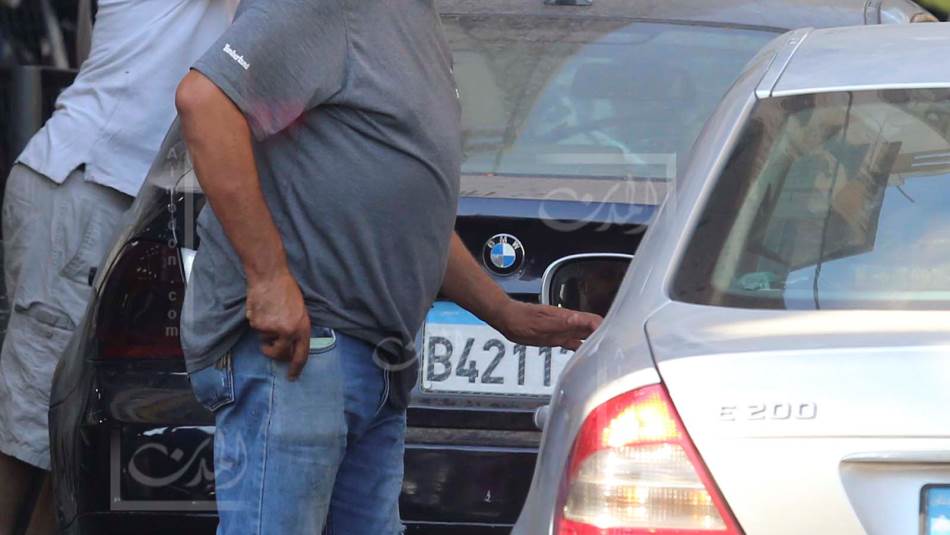 كان الضحية يعمل صرافاً في الشارع (المدن)