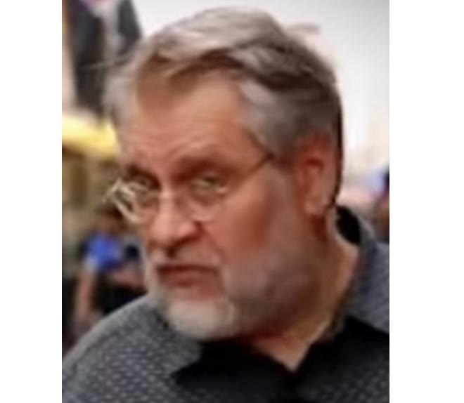 المرحوم المفكر والمخرج الوثائقي د. نادر طالب زاده