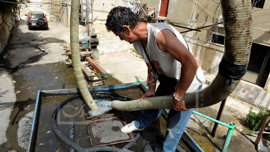 بغياب الإصلاحات الجذرية، فإن الترقيع يستهلك وقتاً أطول وجهداً اكبر وتكلفة أعلى(المدن)