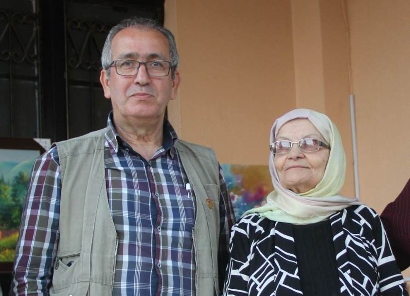 المربية الرائدة الحاجة سلمى علي أحمد والإعلامي كامل جابر