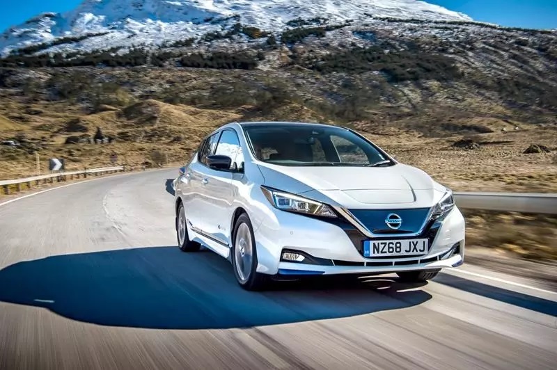 نيسان ليف أسينتا Nissan leaf acenta