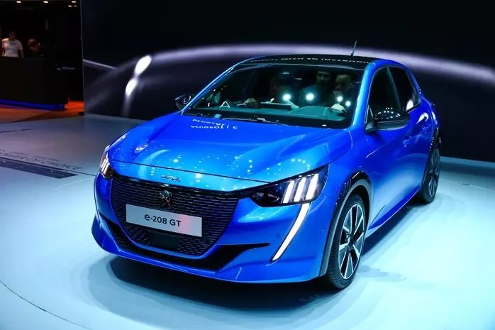 بيجو إي 208 Peugeot e