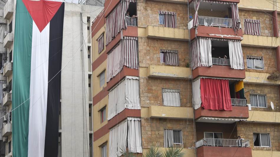 وحدهم شبان الدراجات النارية يصيحون كرمال الله..يا سيد يلّا