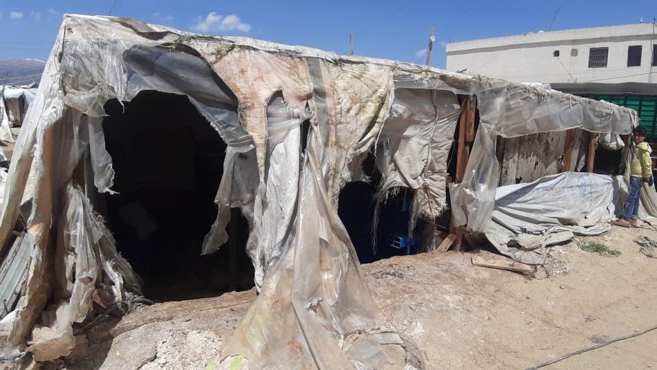 تستمر مداهمات مساكن ومخيمات اللاجئين في مختلف المناطق اللبنانيّة (لوسي بارسخيان)