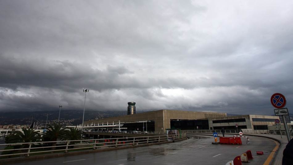 المغتربون اللبنانيون يصلون إلى لبنان لقضاء عطلة الأعياد ونهاية العام (Getty)