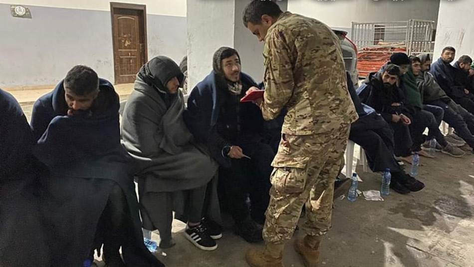 تمكنت دورية من القوات البحرية في الجيش من إنقاذ 51 شخصًا (مديرية التوجيه)