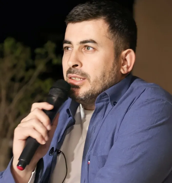 الدكتور كميل حمادة