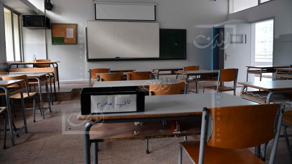 السرقات تشمل أحيانًا وثائق ومستندات وبيانات (عباس سلمان)