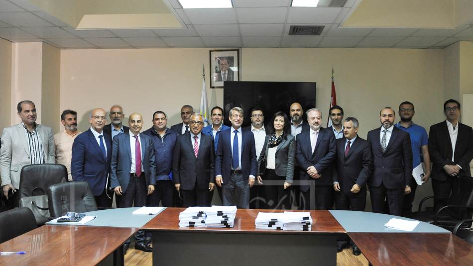 سارعت الشركات ووزارة الطاقة إلى التعاقد قبل تأمين التمويل (مصطفى جمال الدين)