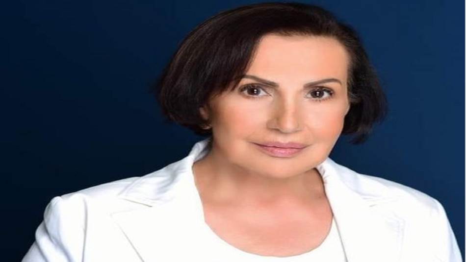 لا أُؤَرِّخ، ولا أكتب سيرة أو رواية.. أردتُ الكشف عن بعض ما خضناه منذ الخمسينات وحتى التسعينات