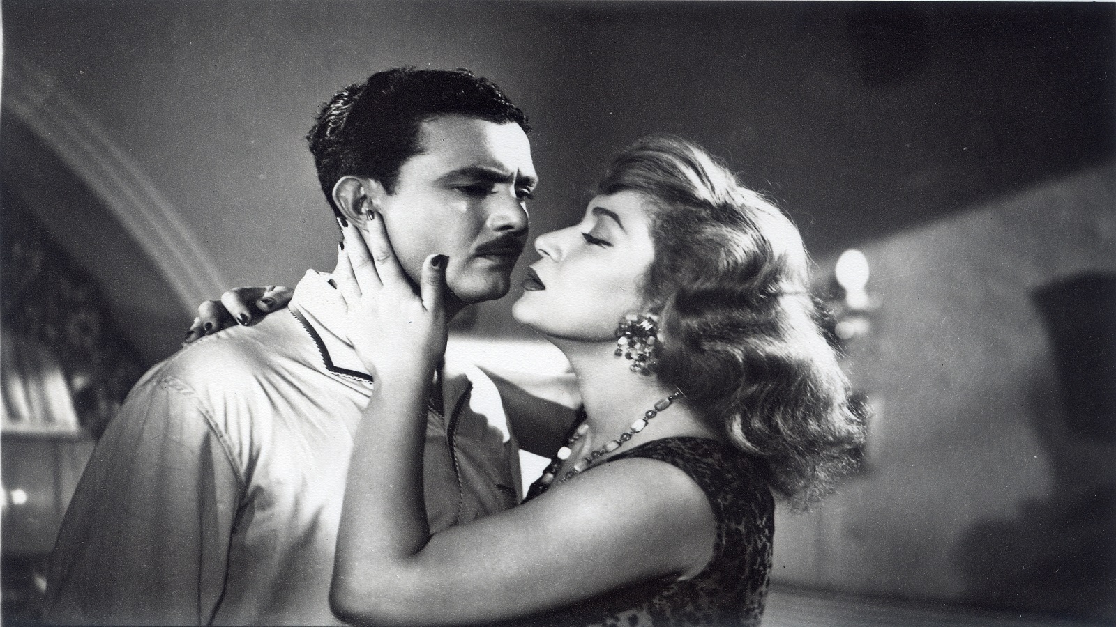 نساء محرّمات