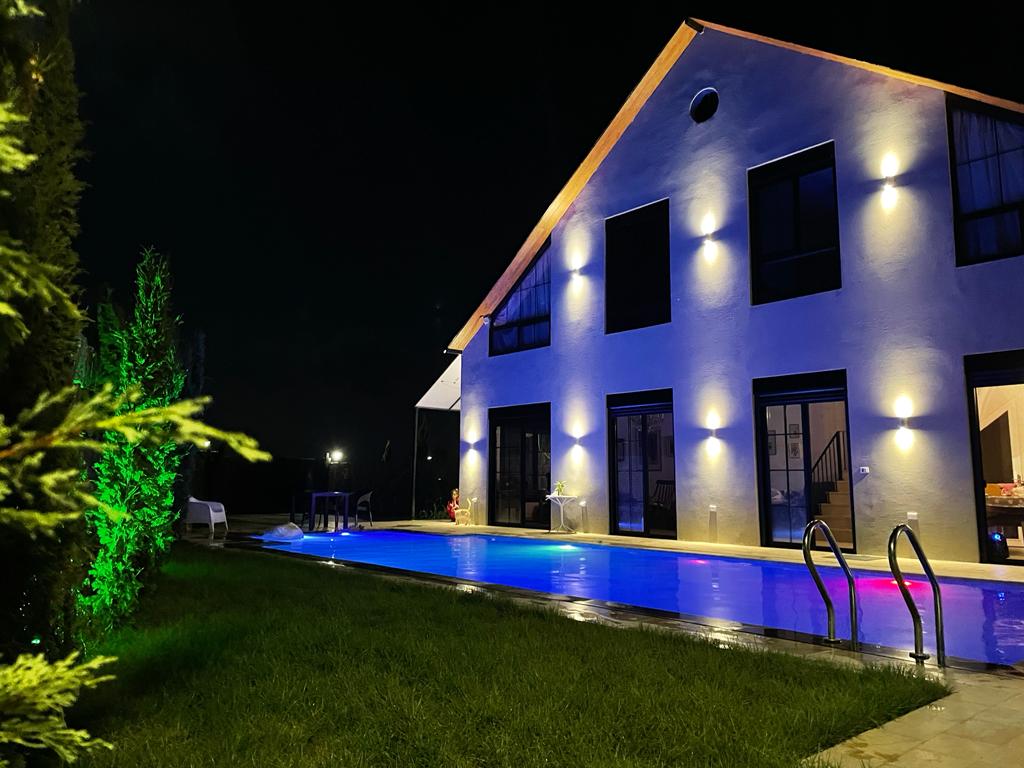 من صفحة zeina's chalet