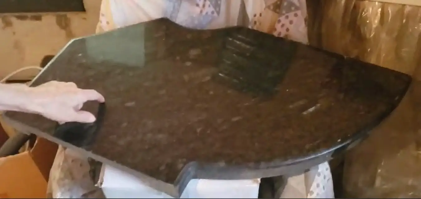 توب غرانيت اسود