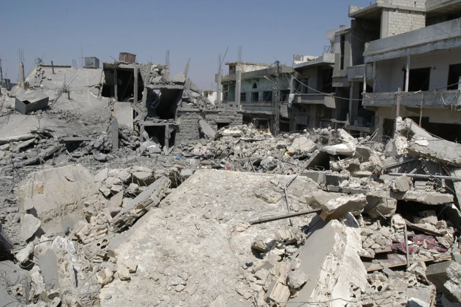 الدمار في الخيام