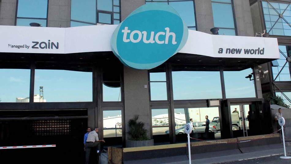 تأخّرت شركة تاتش نحو سنة ونصف السنة لتوقيع العقد مع شركة إن موباليز (محمود الطويل)