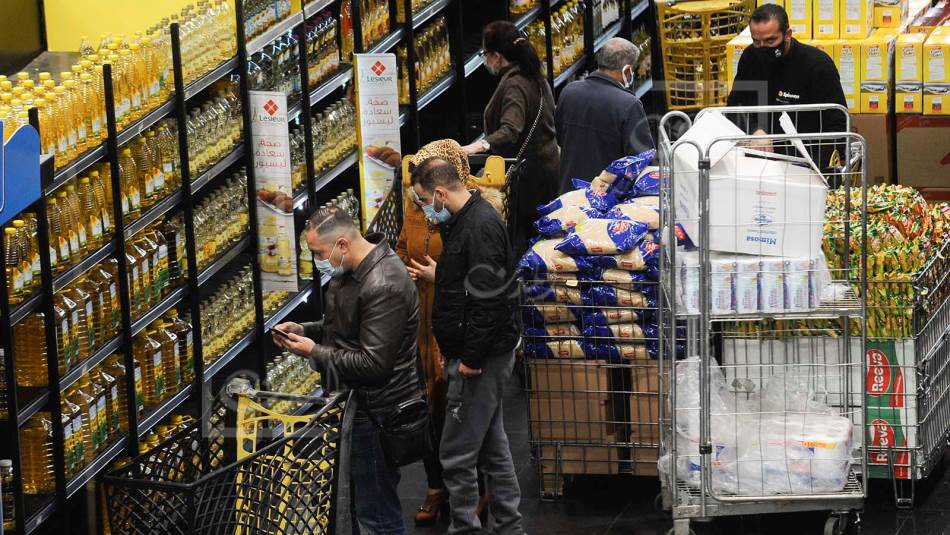 وزارة الاقتصاد عاجزة عن مراقبة كافة المحال التجارية (علي علوش)