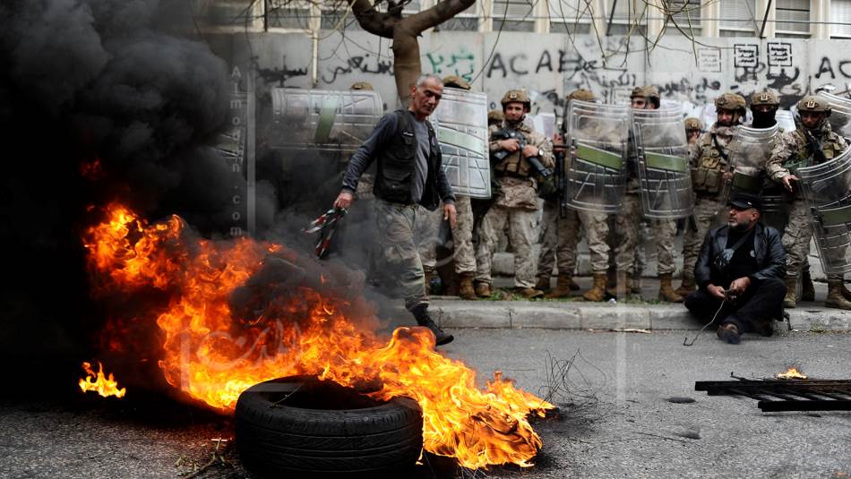البلد غير مستقر والمعطيات سلبية (مصطفى جمال الدين)