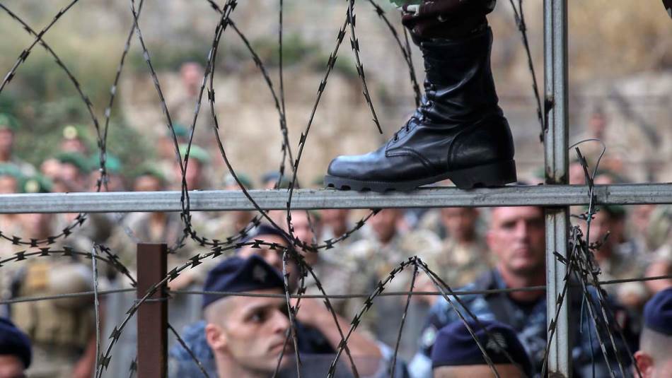 عاد المتقاعدون إلى الشارع بجماهيريّة واسعة (علي علوش)