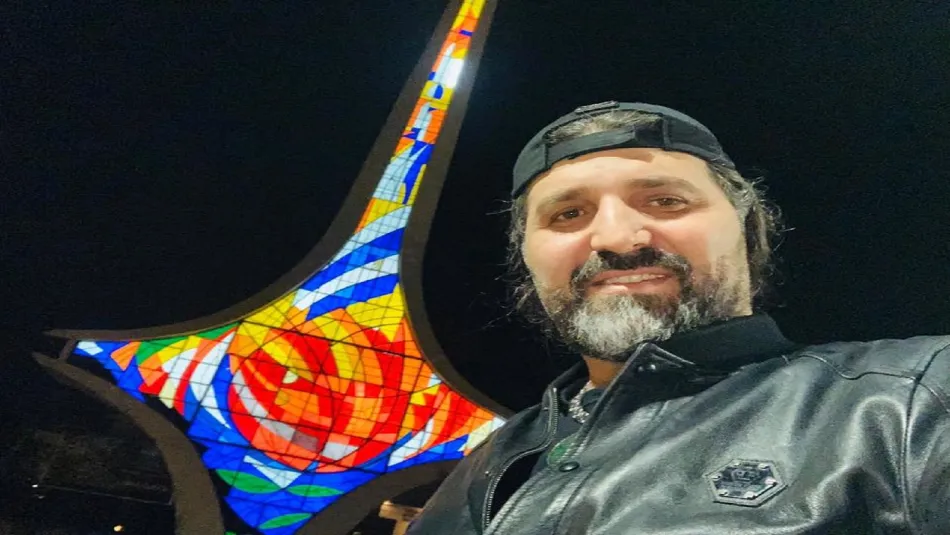 نوح زعيتر في دمشق.jpgمخابرات الجيش صادرت هواتف زعيتر ودققت في محادثاته واتصالاته. (انترنت)