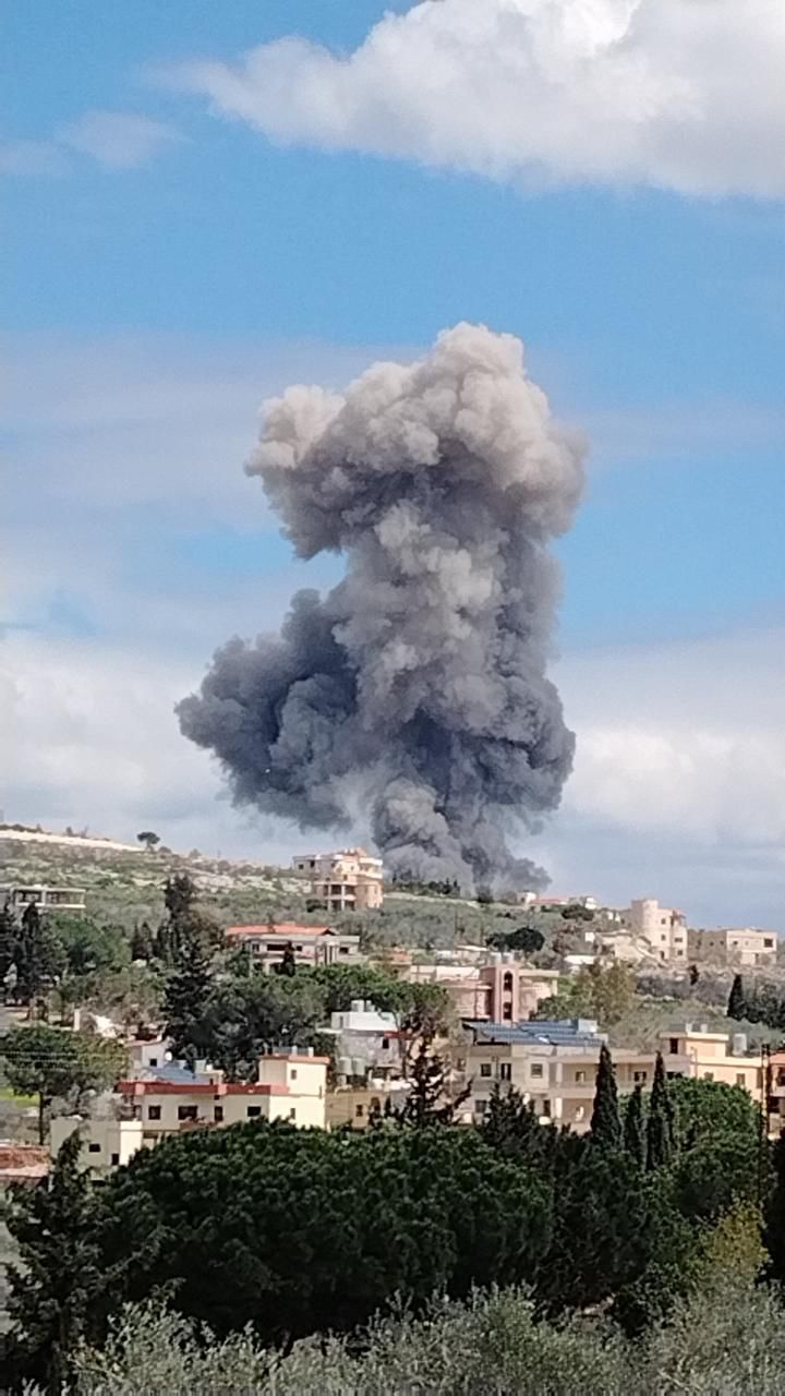 مراسلة الأخبار: غارة استهدفت محيط قلعة الشقيف في يحمر الشقيف