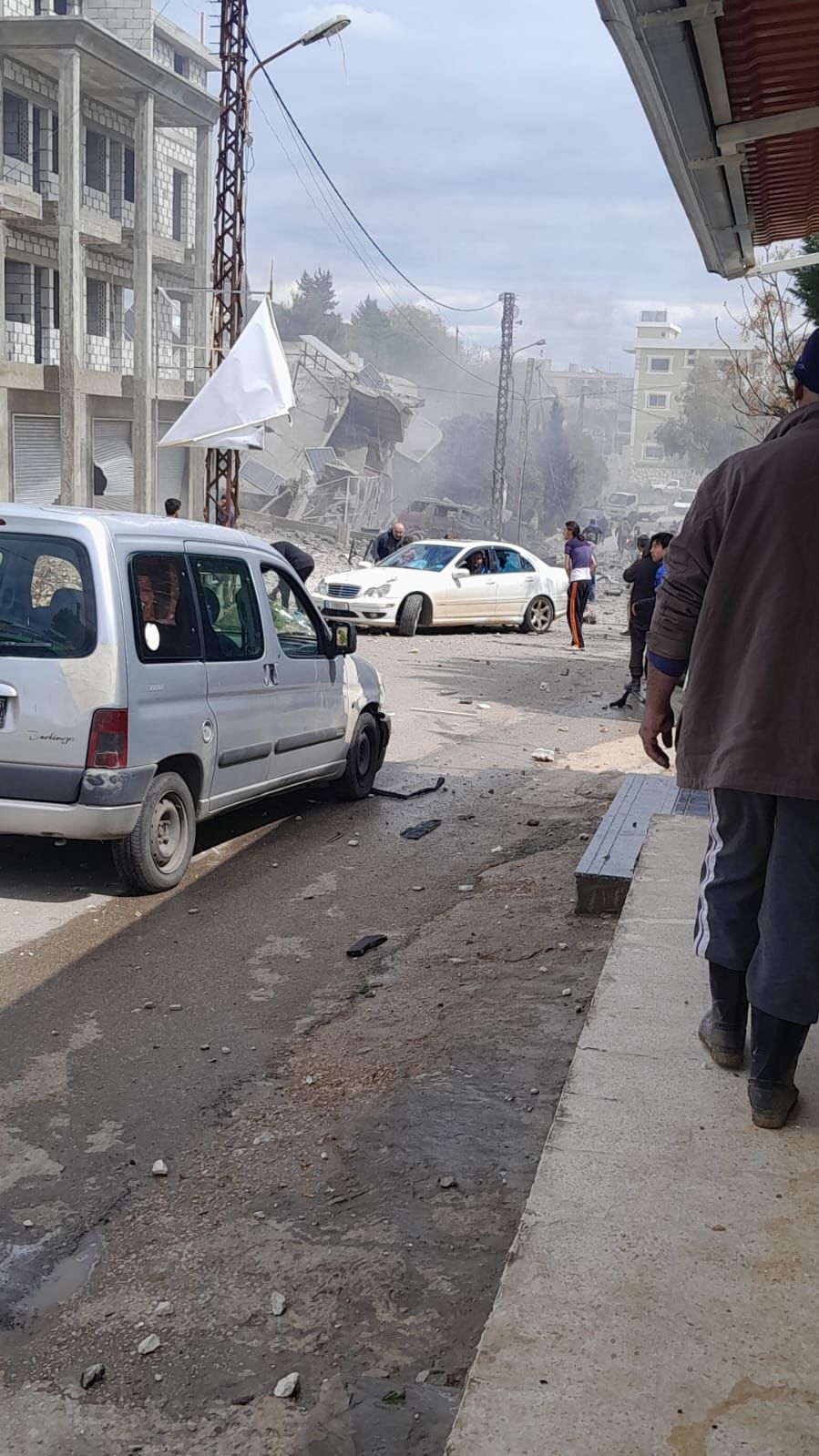 تدمير منزل في تولين