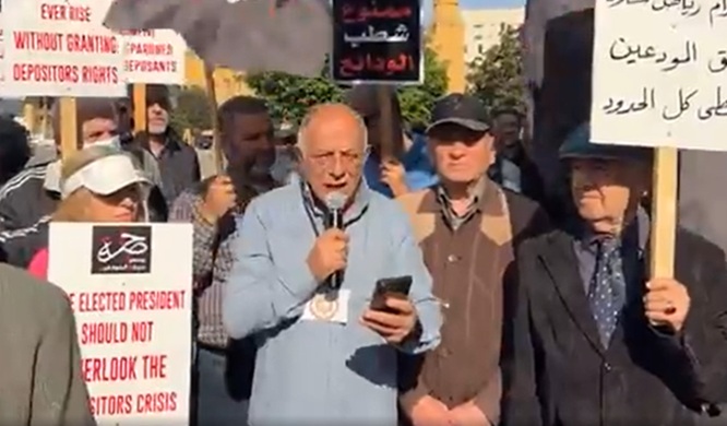 الشيخ سعيد زويهد على رأس إحدى التحركات الوطنية الاحتجاجية