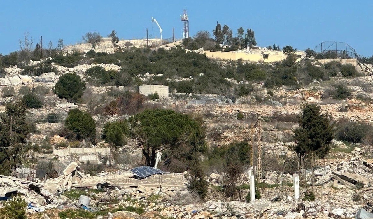 موقع العدو المستحدث في جبل بلاط (الأخبار)