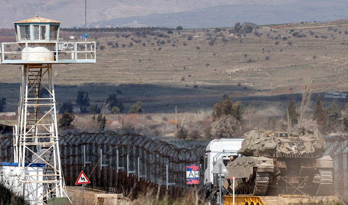 دبابة اسرائيلية في القنيطرة (أ ف ب)