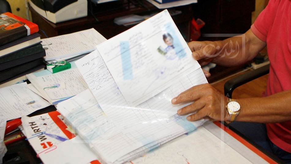 إخراج القيد هو حقٍّ مدنيّ لا يُكَلِّف المواطن أكثرَ من طابع رسميٍّ بقيمة 4 دولارات (المدن)