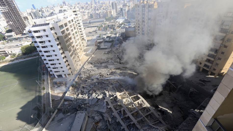 عميل رقمي كان يرسل الإحداثيات بينما تتساقط الصواريخ على الجنوب (Getty)